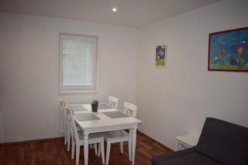 Apartmany Pod Sjezdovkou เชนโกวิเซ ภายนอก รูปภาพ